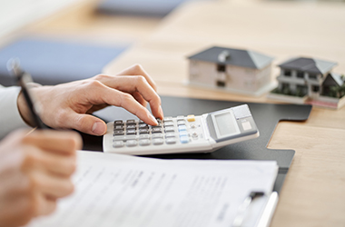 1.価格の安さだけで判断しない