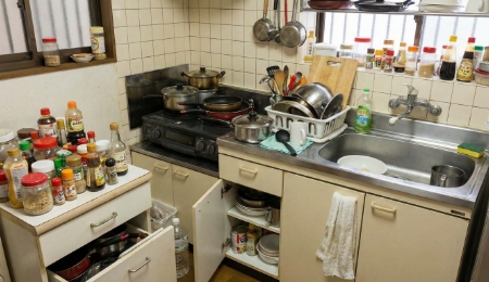 キッチンが狭い・収納不足