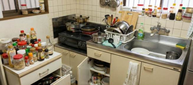 キッチンが狭い・収納不足